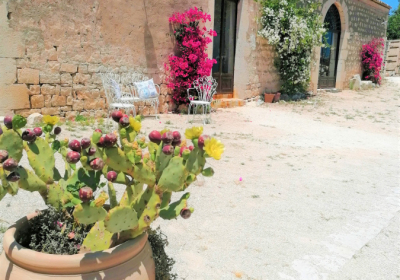 Casa Vacanze Dimora storica Il Baglio Di Kharrub Monolocale Scuderia